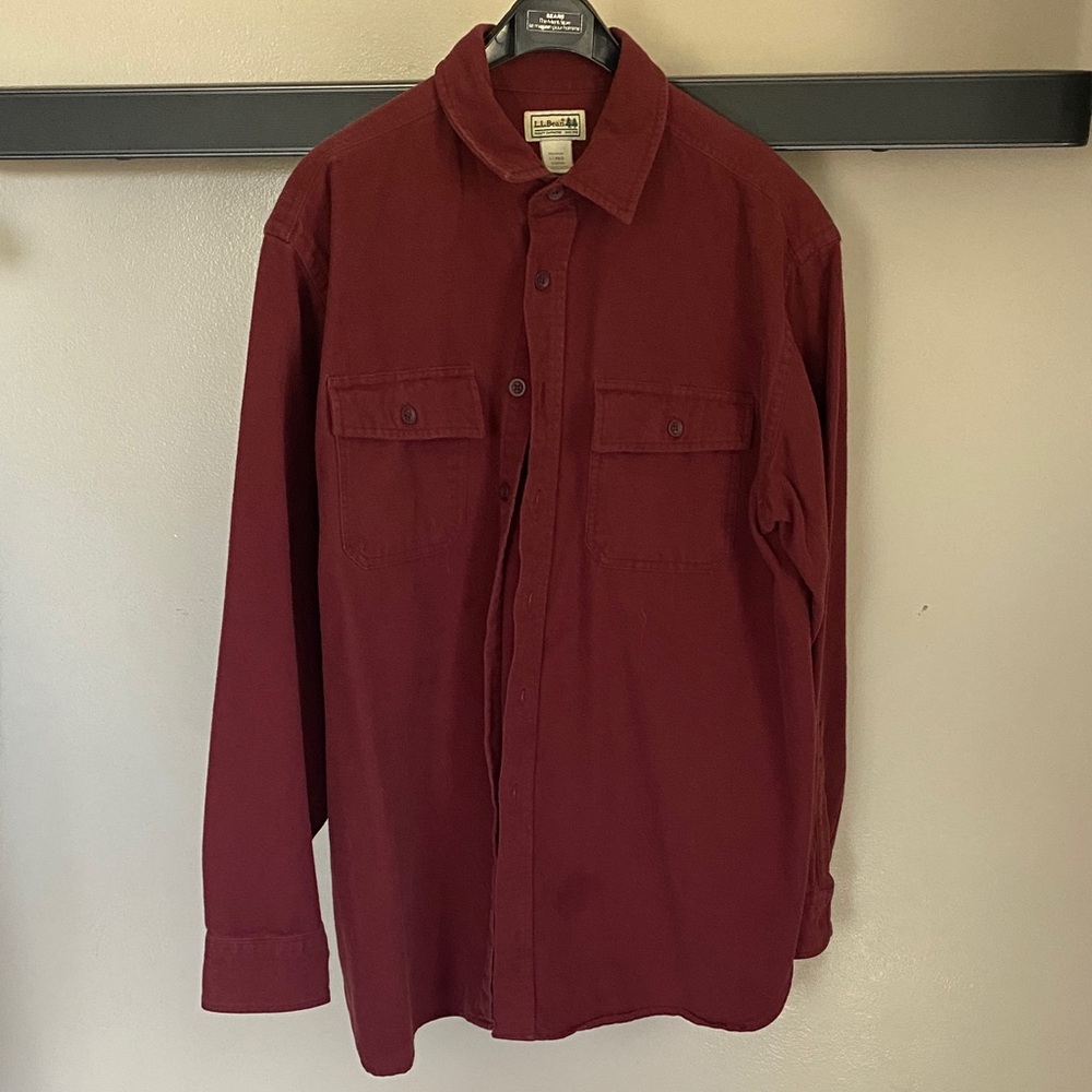 L.L. Bean Men’s Chamois Cloth Shirt – L Regular – Maroon